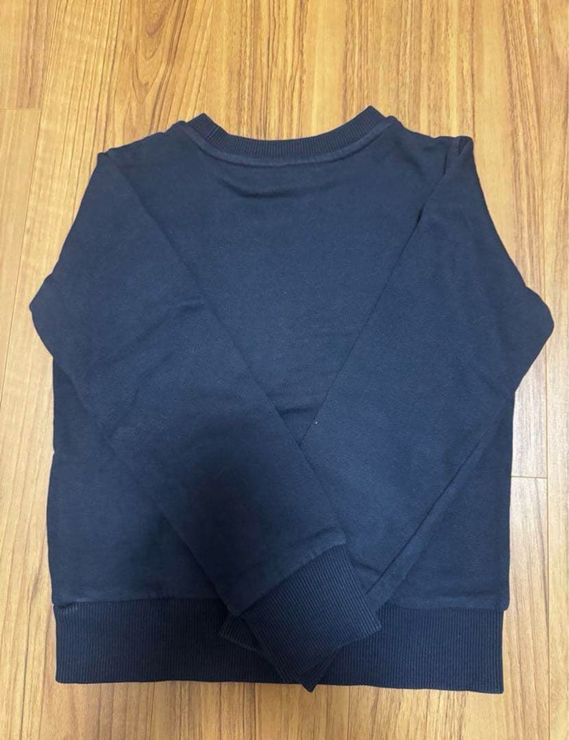 MONCLER ネイビー トレーナー　130