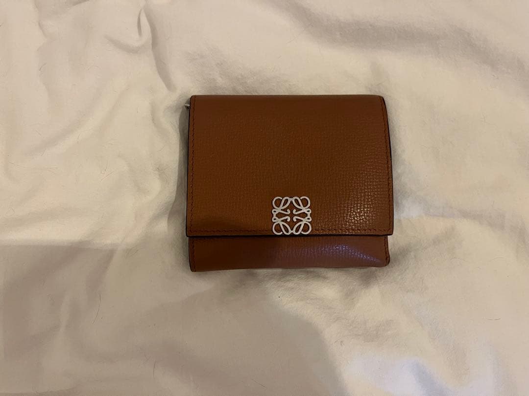 ロエベ 三つ折り財布(保存袋付き)