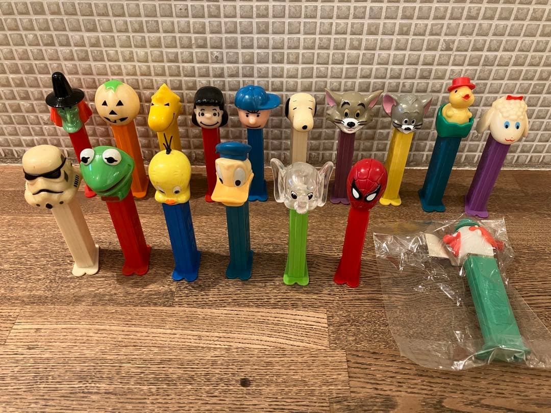 PEZ ペッツ まとめ売り 17個 + 着せ替えパーツ2種