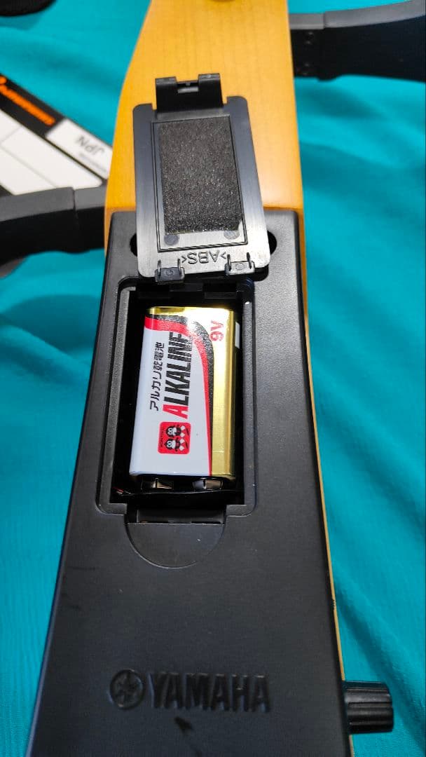 ヤマハ サイレントギター ナチュラル純正ケース付き ほか 付属品多数