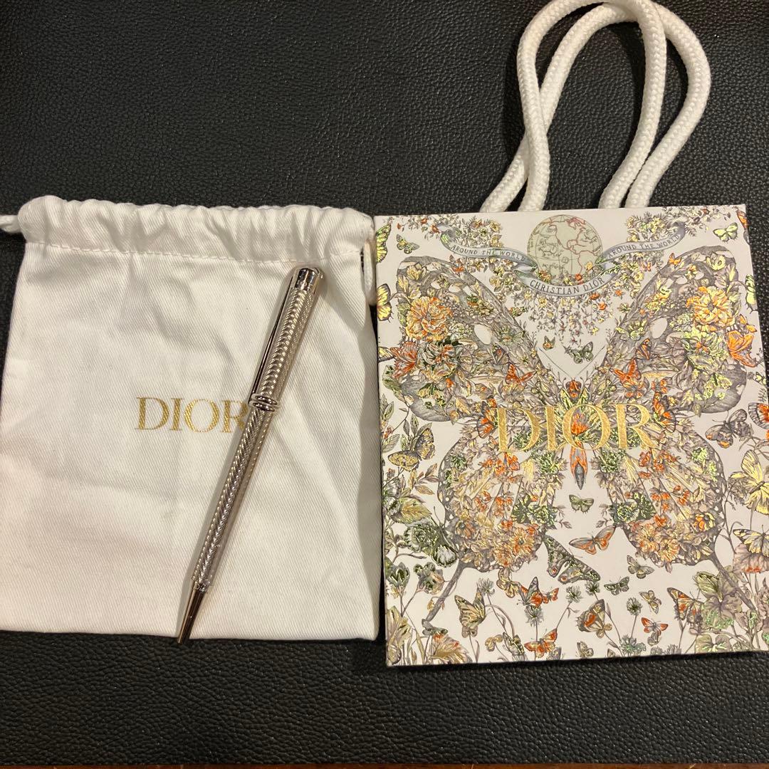 Dior シルバーボールペン ロゴ入り　ショッパー　保存袋付き