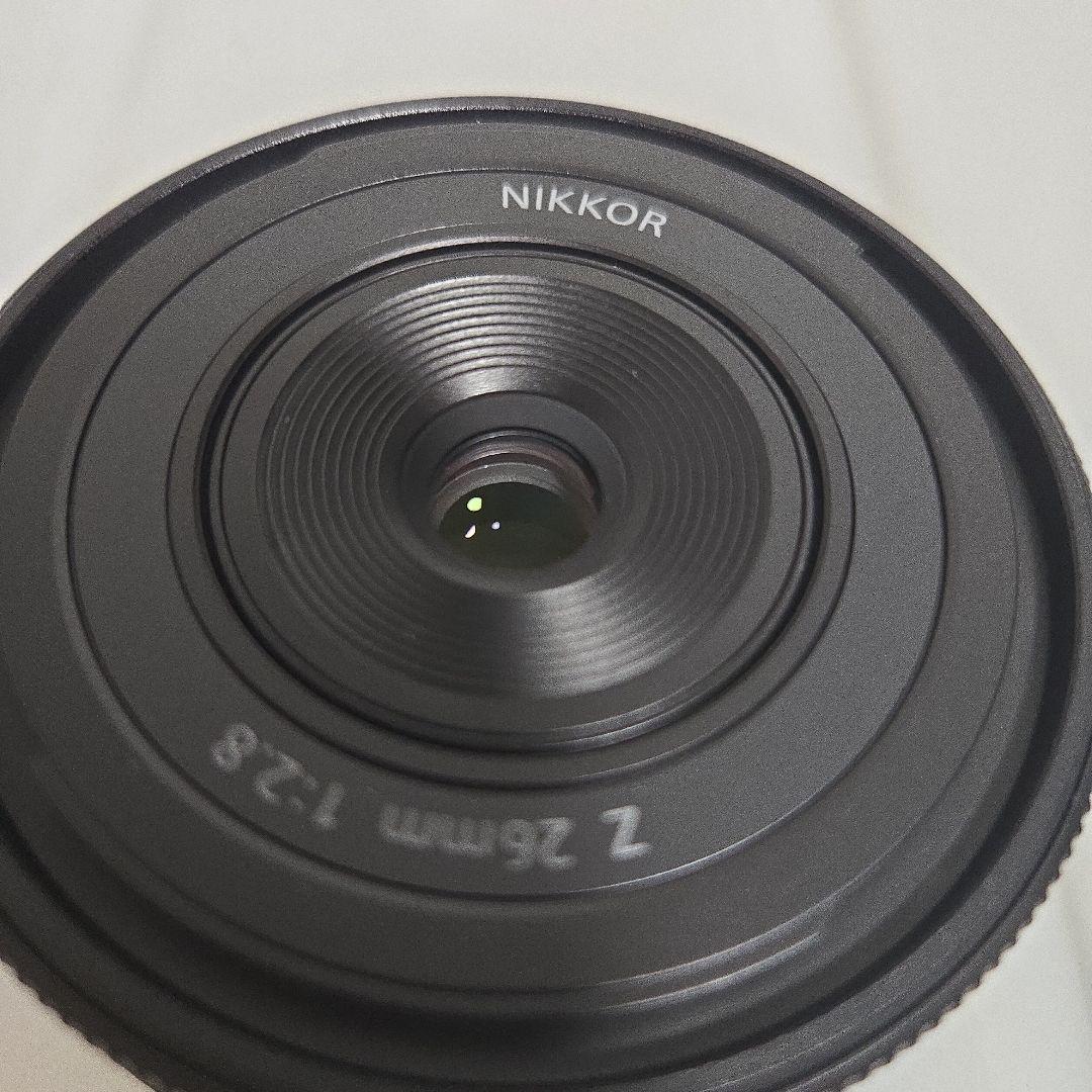 NIKON Z 26mm f/2.8 レンズ