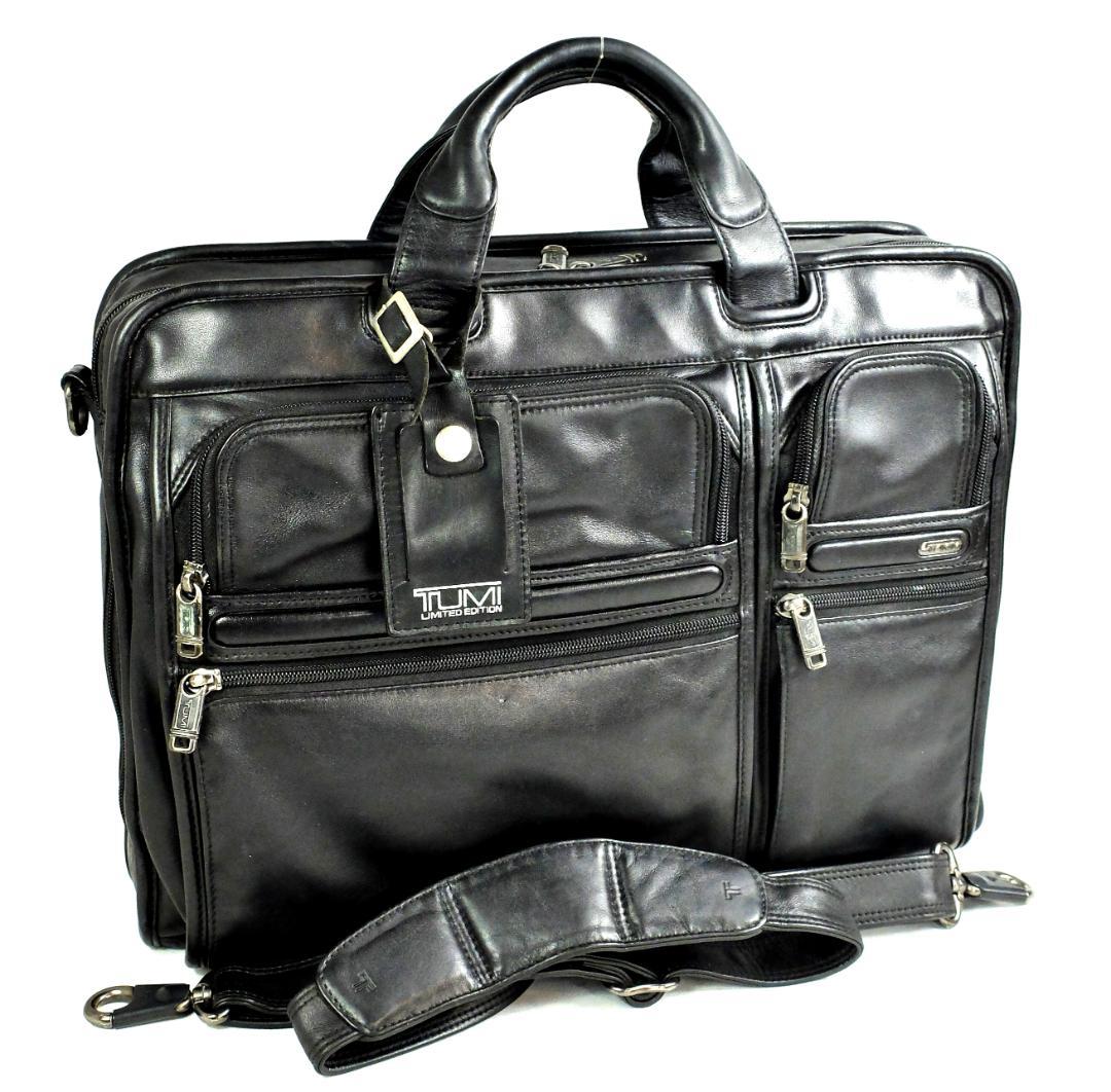 トゥミ 96114G4.4 ラージ・コンパクト・スクリーンPCブリーフ（LTD）