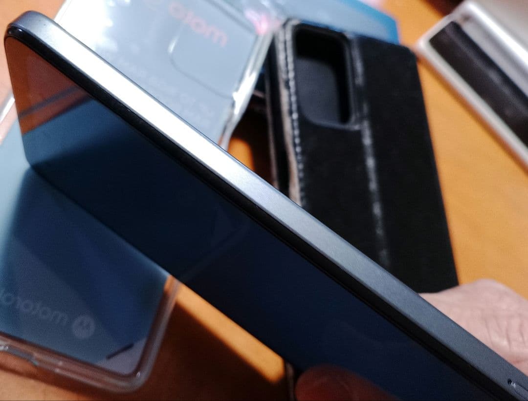 Motorola Moto G24 8GB 6.6インチ SIMフリー グレー