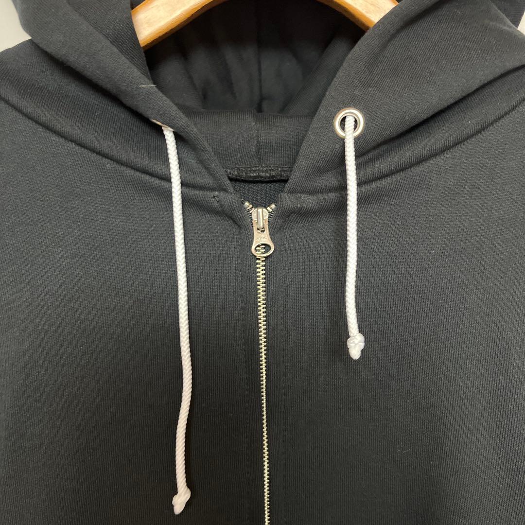 とらっきい様UNTRACE 25ss 伊勢丹POPUP 限定ジップパーカー 黒1