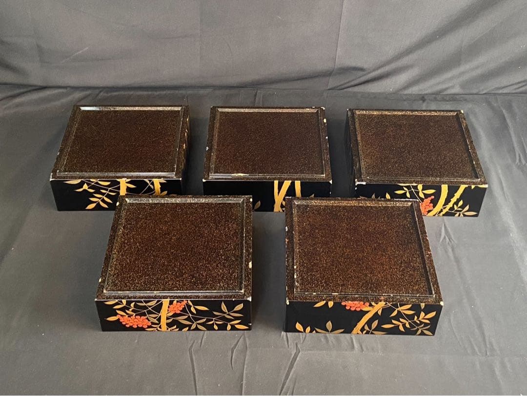 時代 南天蒔絵 黒塗内朱 五段重箱 二枚蓋 共箱 江戸末期 底梨地 / 輪島塗