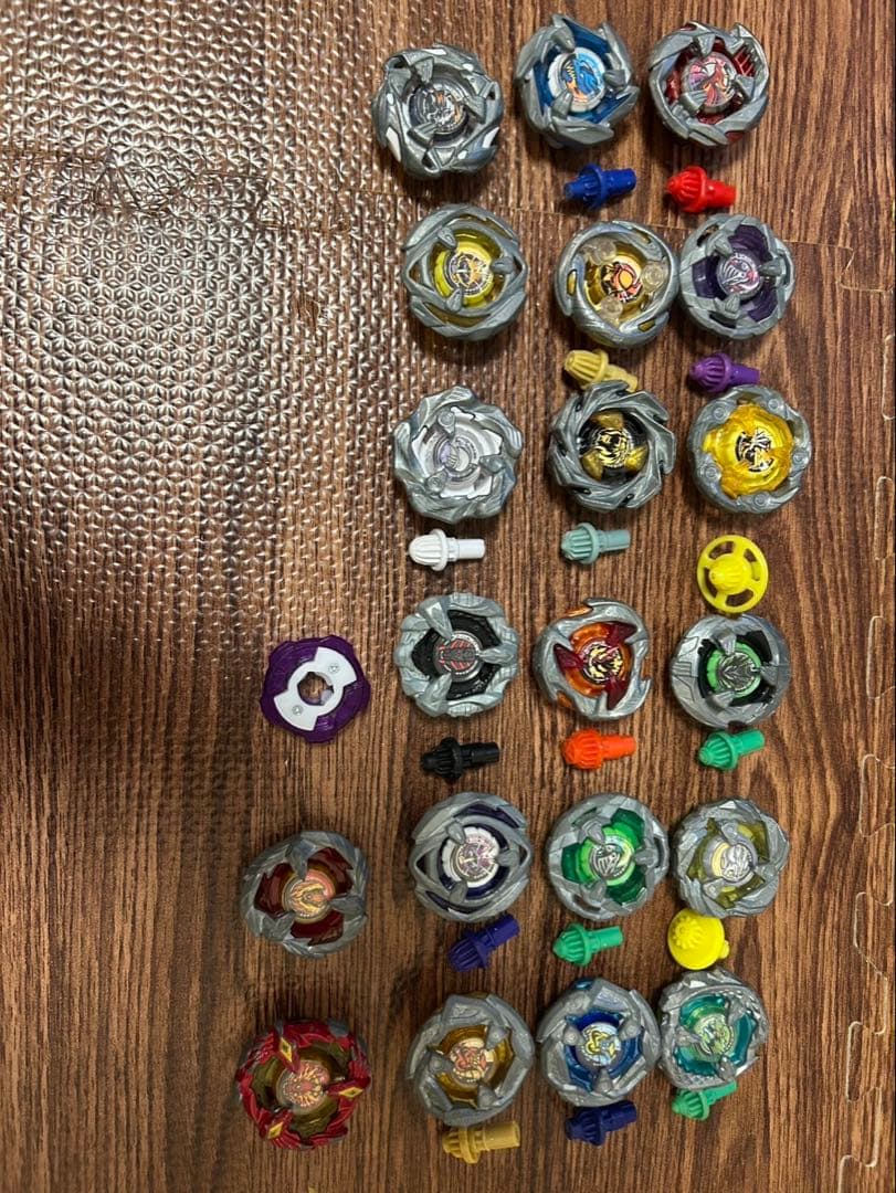 引退品　ベイブレードX　ブレード、ビットまとめ売り