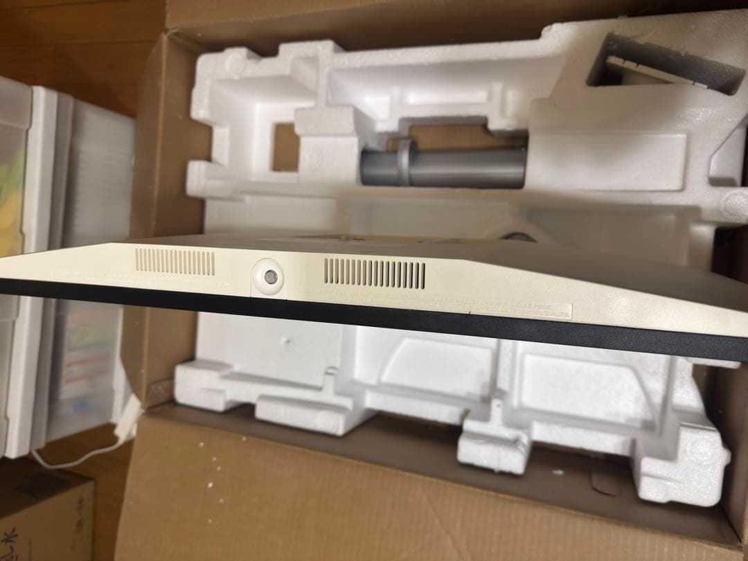 LG 27型 IPS 4K UHD 27UP550 2021年製