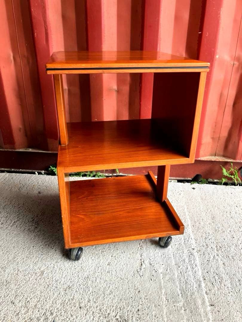 ミッドセンチュリーサイドテーブル