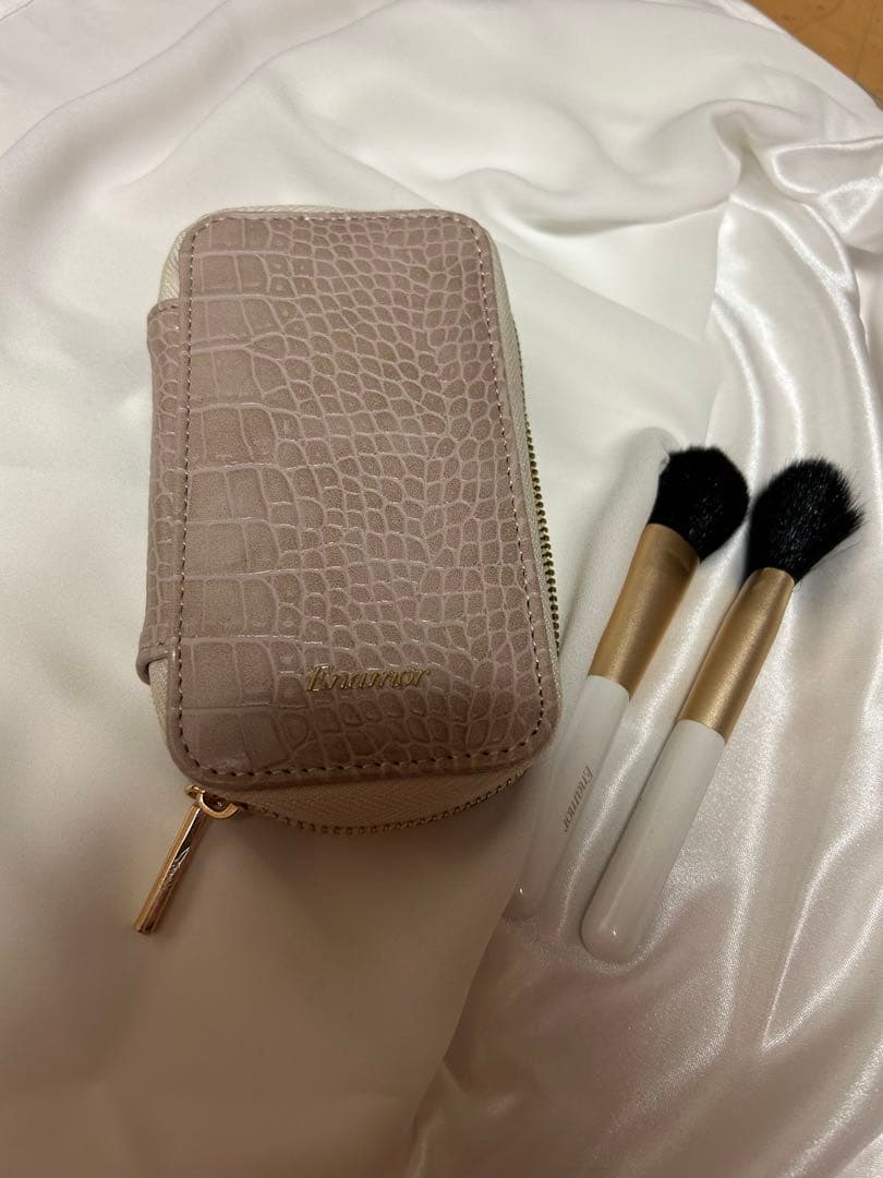 Enamor メイクブラシセット 2本おまけ