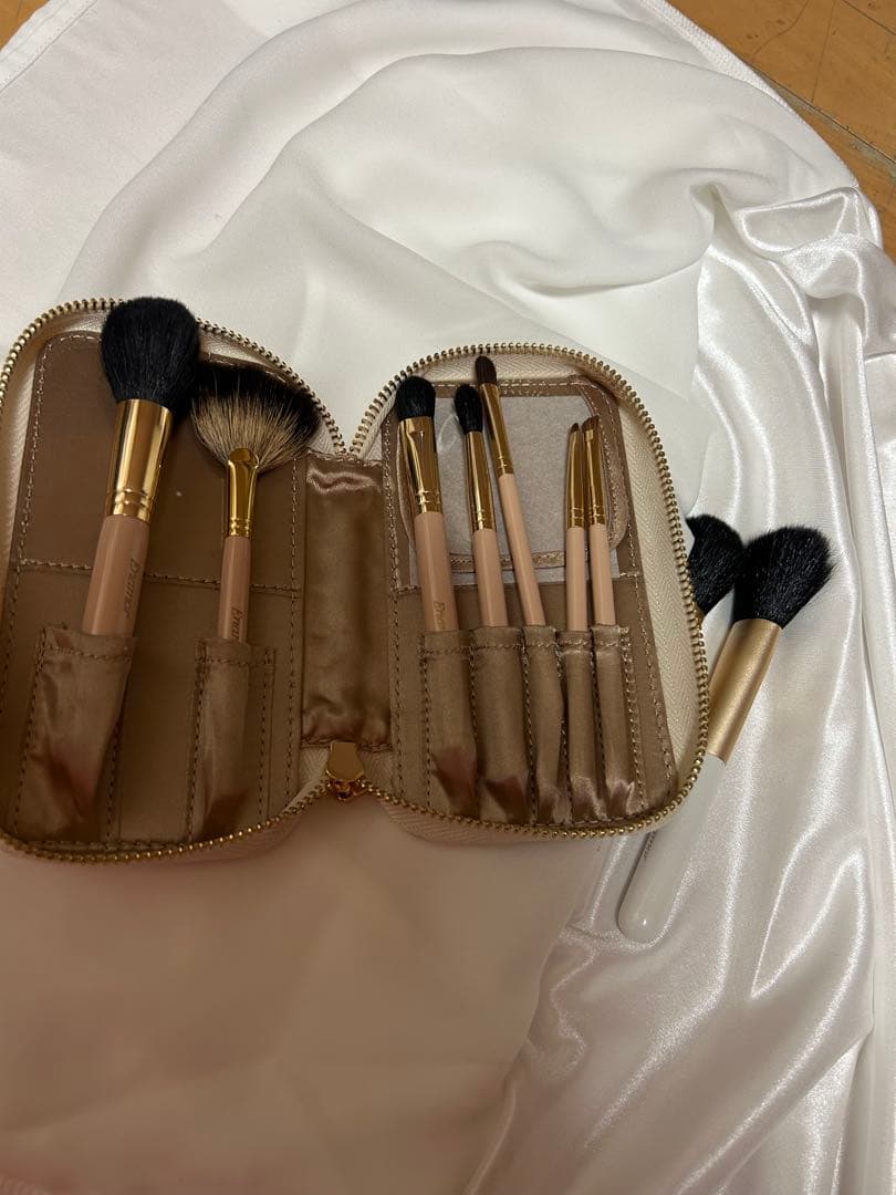 Enamor メイクブラシセット 2本おまけ