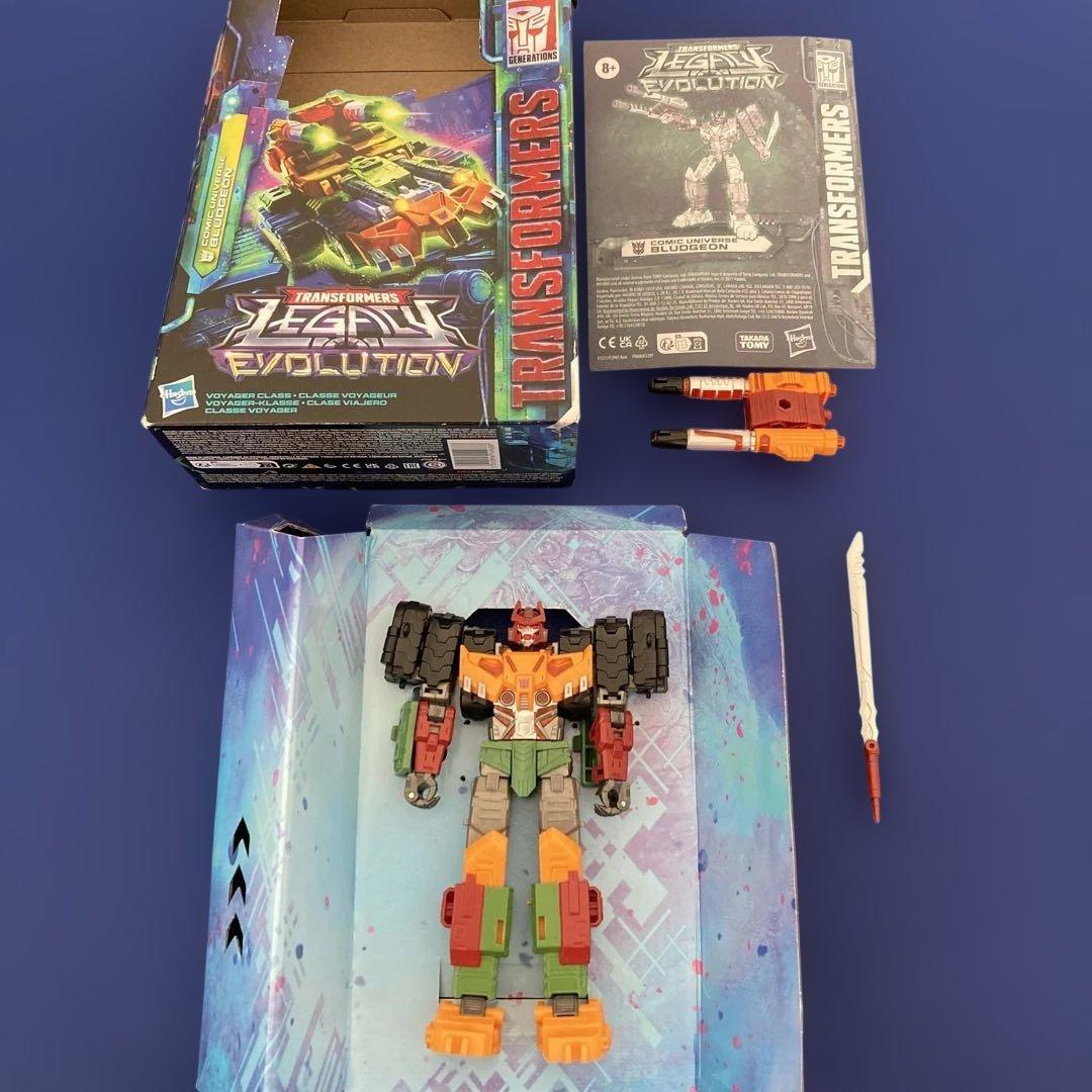 ブラジオン　トランスフォーマー レガシー エボリューション ハズブロ　海外版