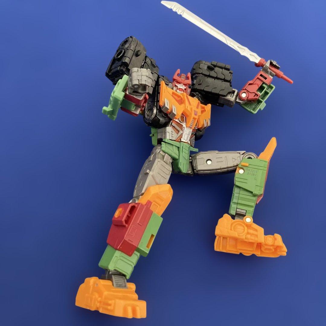 ブラジオン　トランスフォーマー レガシー エボリューション ハズブロ　海外版