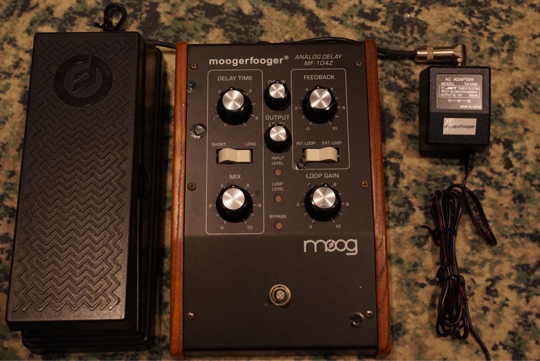 Moog Moogerfooger MF-104Z アナログディレイ