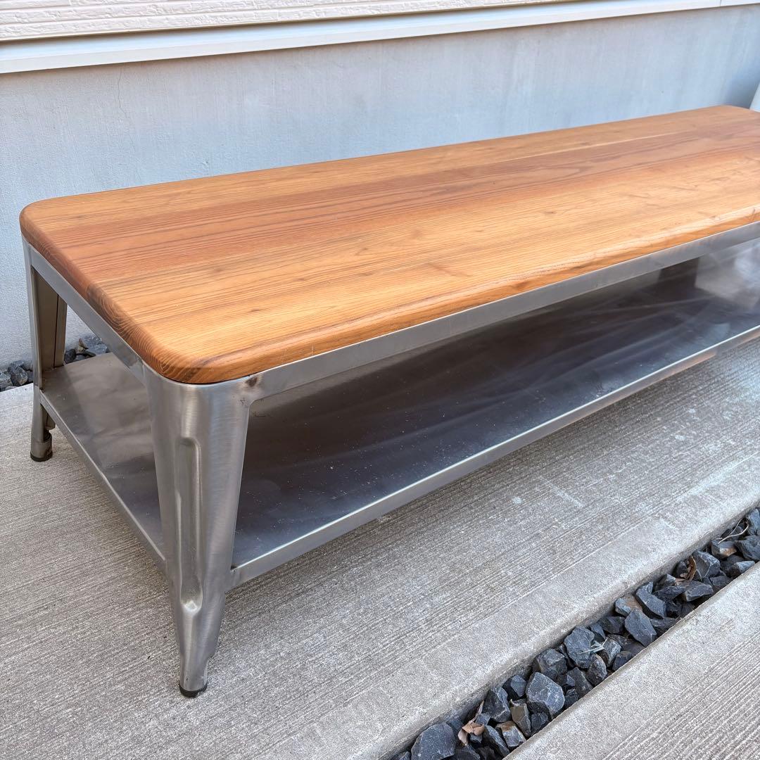 ガルト テレビ台