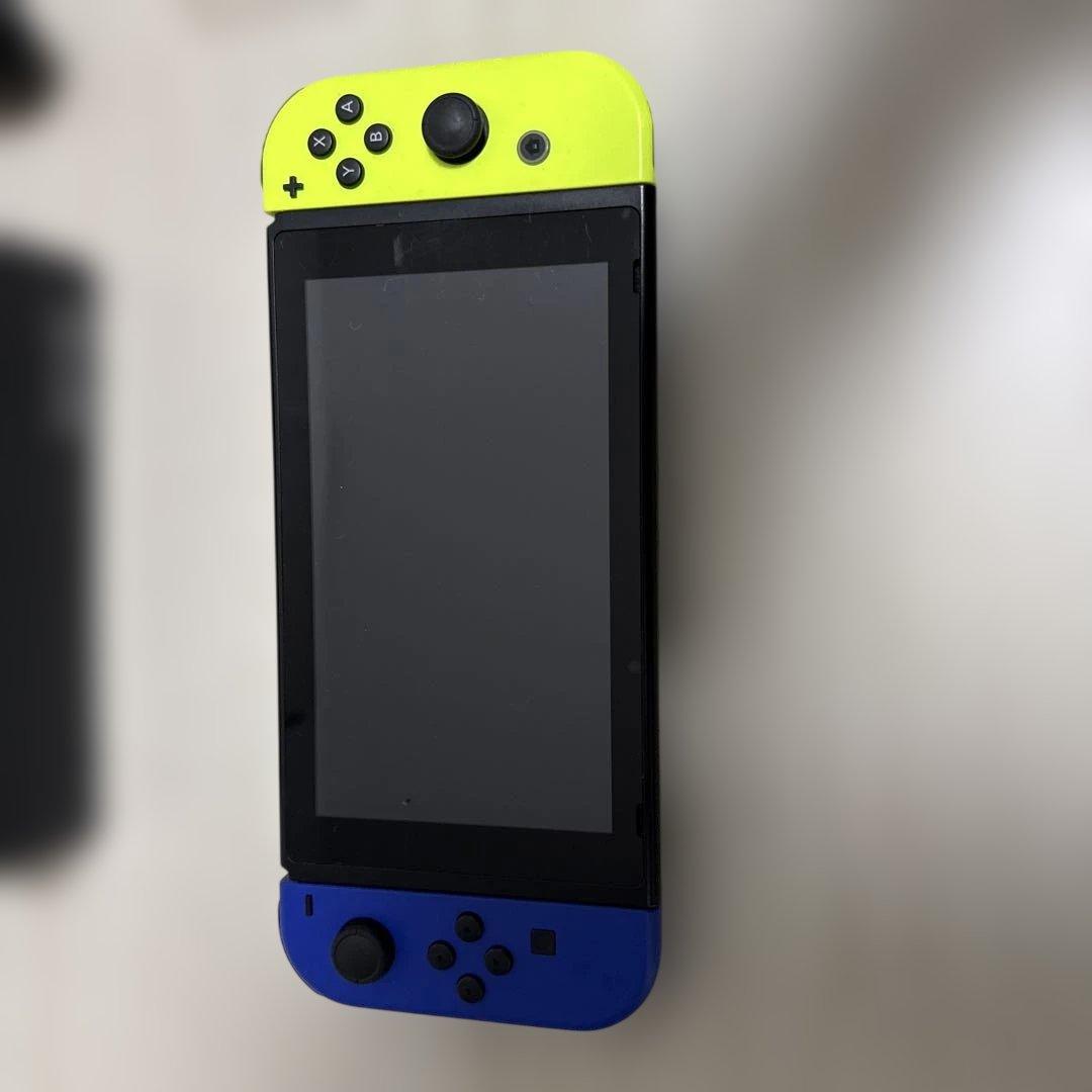Nintendo SWITCH ブルー/イエロー　本体／周辺機器