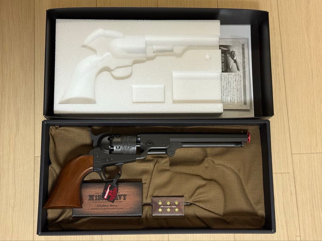 東京マルイ　エアーリボルバー　M1851 NAVY