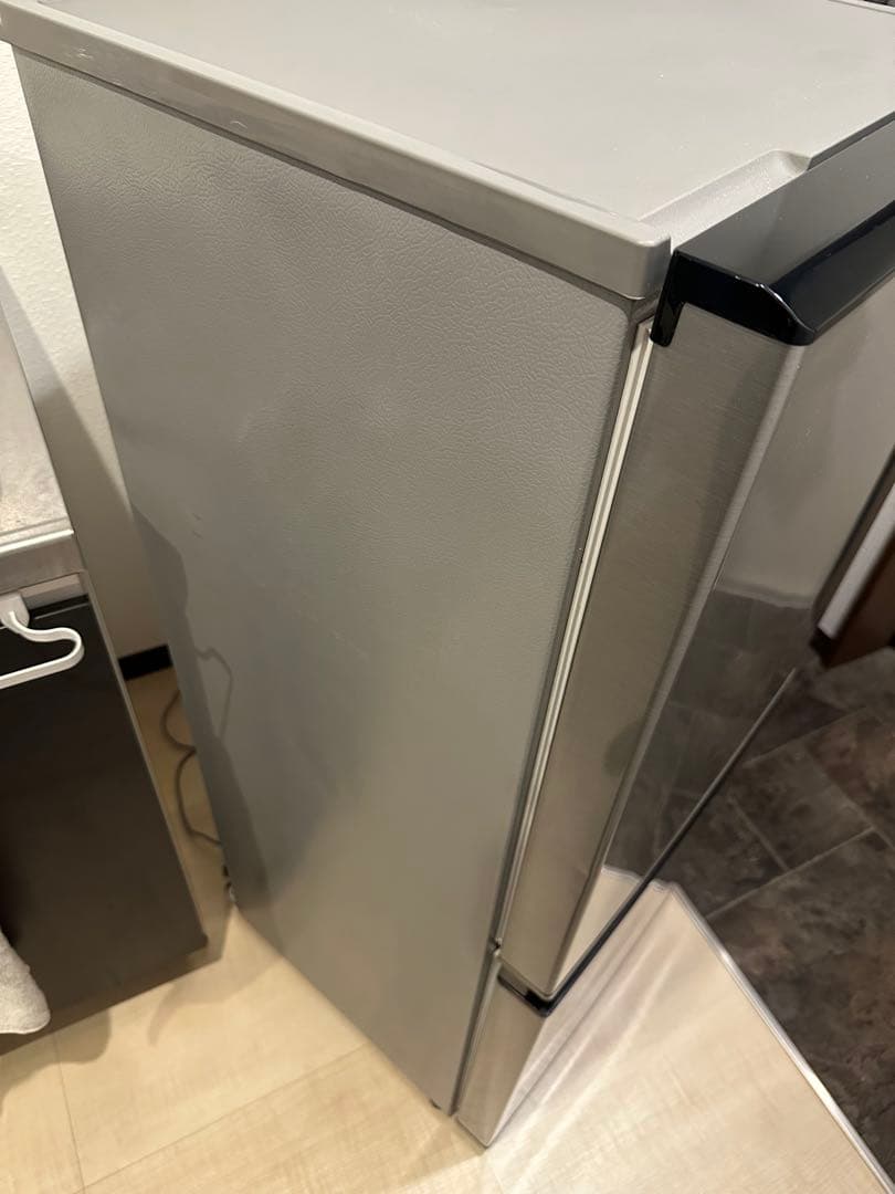 AQUA 2ドア冷蔵庫 シルバー　1人暮らしおすすめ　126L