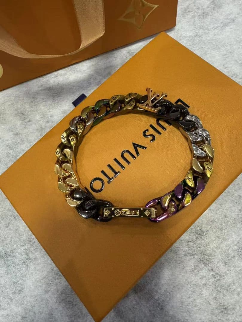 【箱つき極美品】アイコニックブレスブレスレット