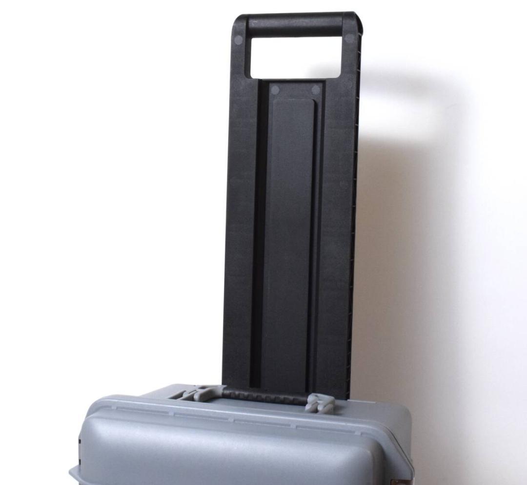 未使用 PELICAN AIR ペリカン 1535 ケース フォーム無しシルバー