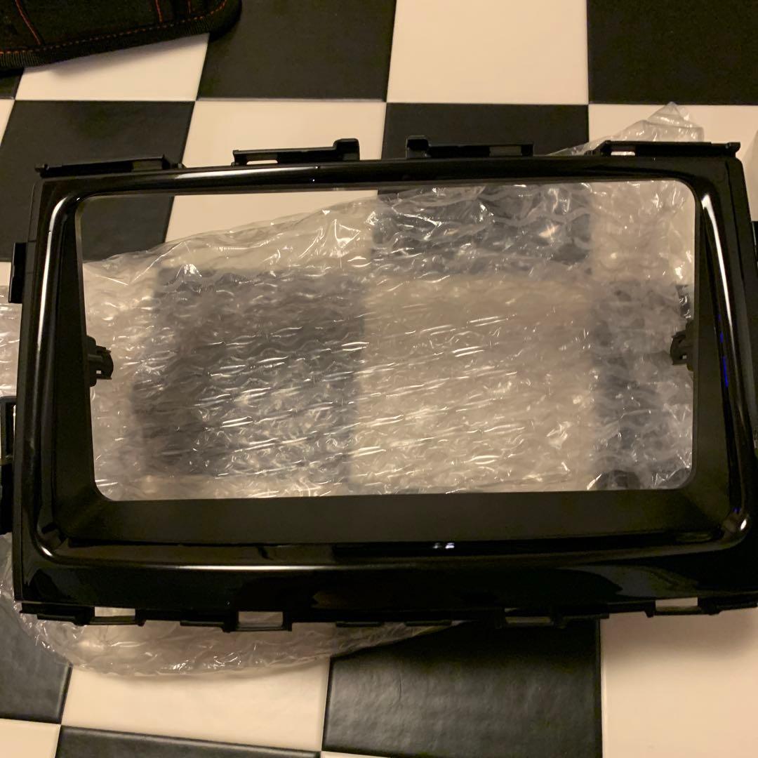 トヨタ純正ナビ7インチ　voxy 70