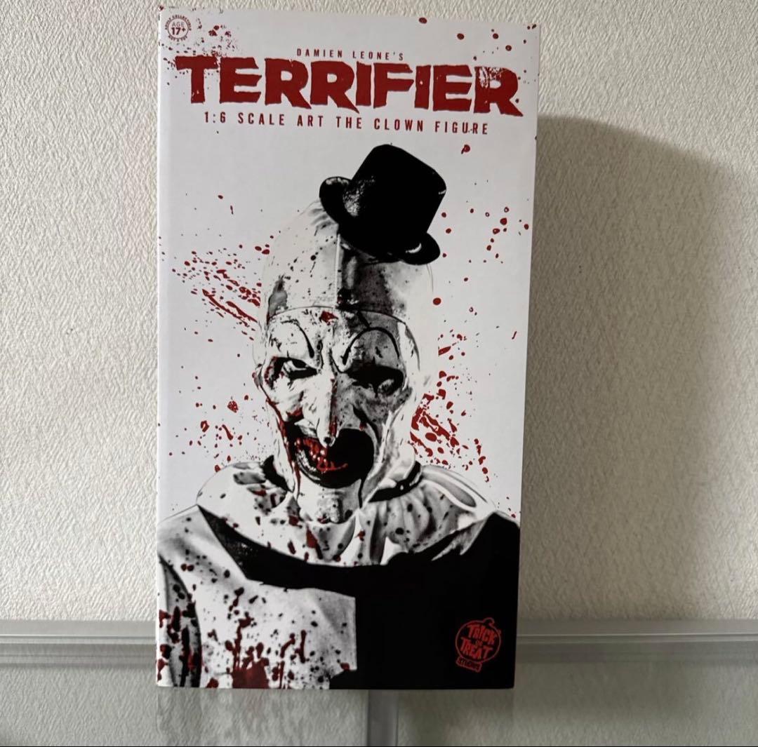 TERRIFIER 1/6スケールアート・ザ・クラウンフィギュア