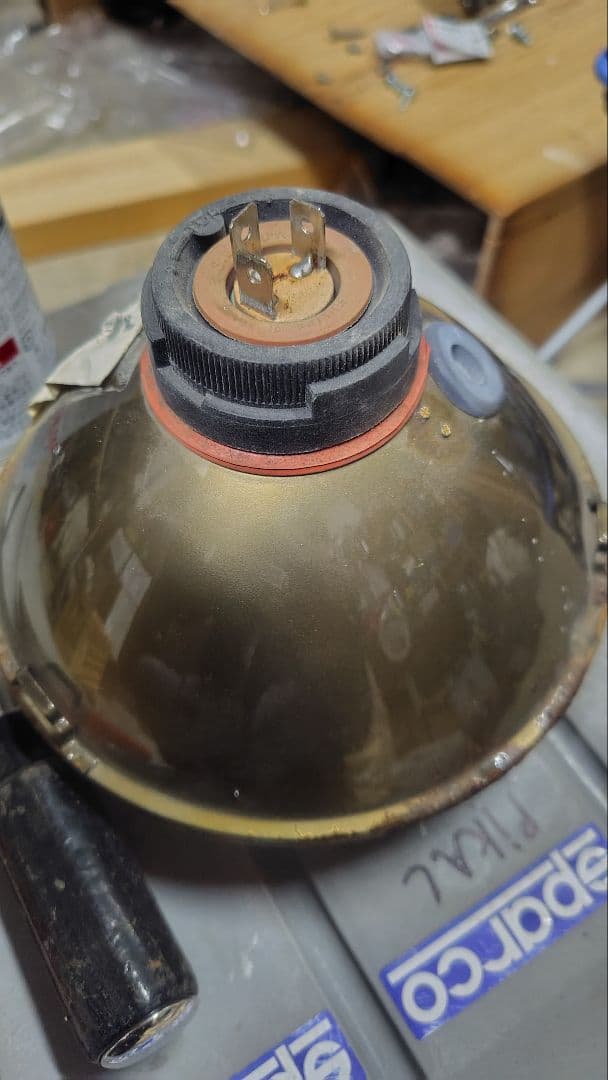 古いマーシャルランプ