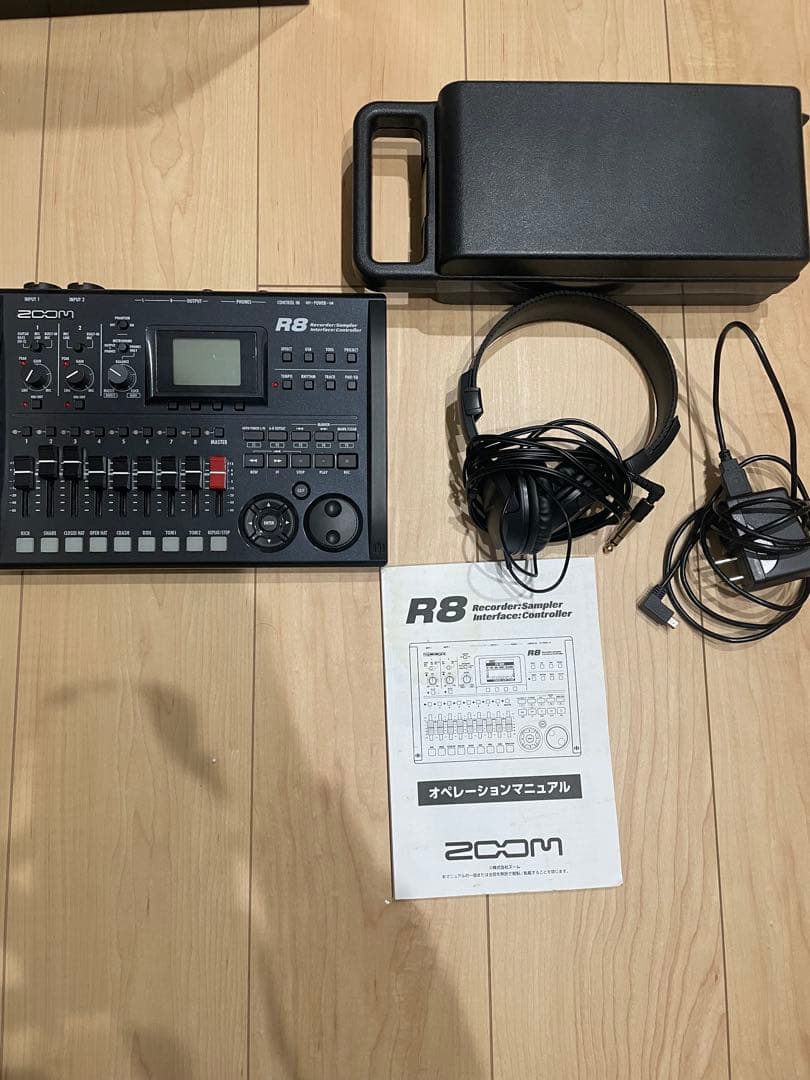 配信機器・PA機器・レコーディング機器 ZOOM R8