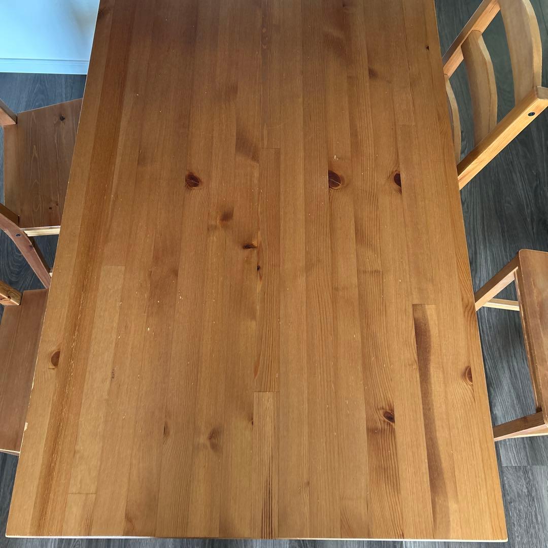 IKEAダイニングテーブル・チェア4脚の5点セット