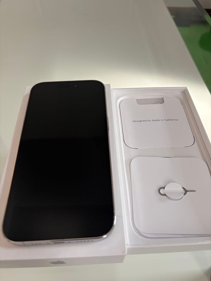 Apple iPhone 14 Pro ホワイト　本体