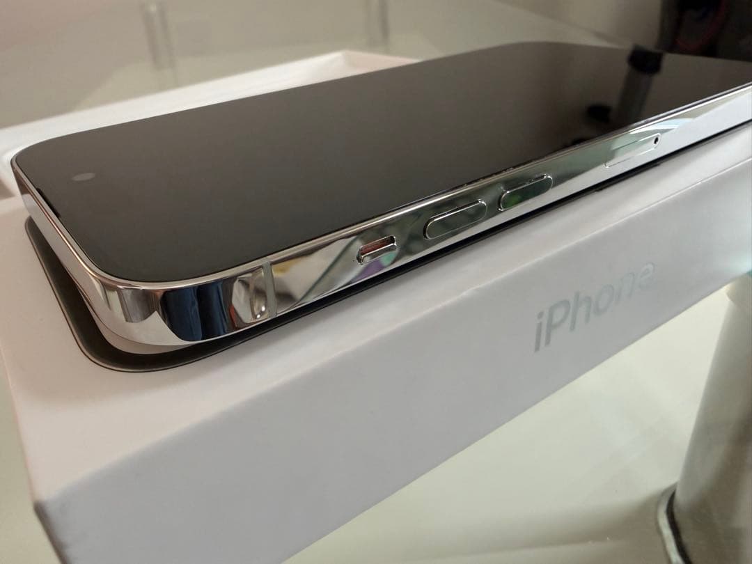 Apple iPhone 14 Pro ホワイト　本体