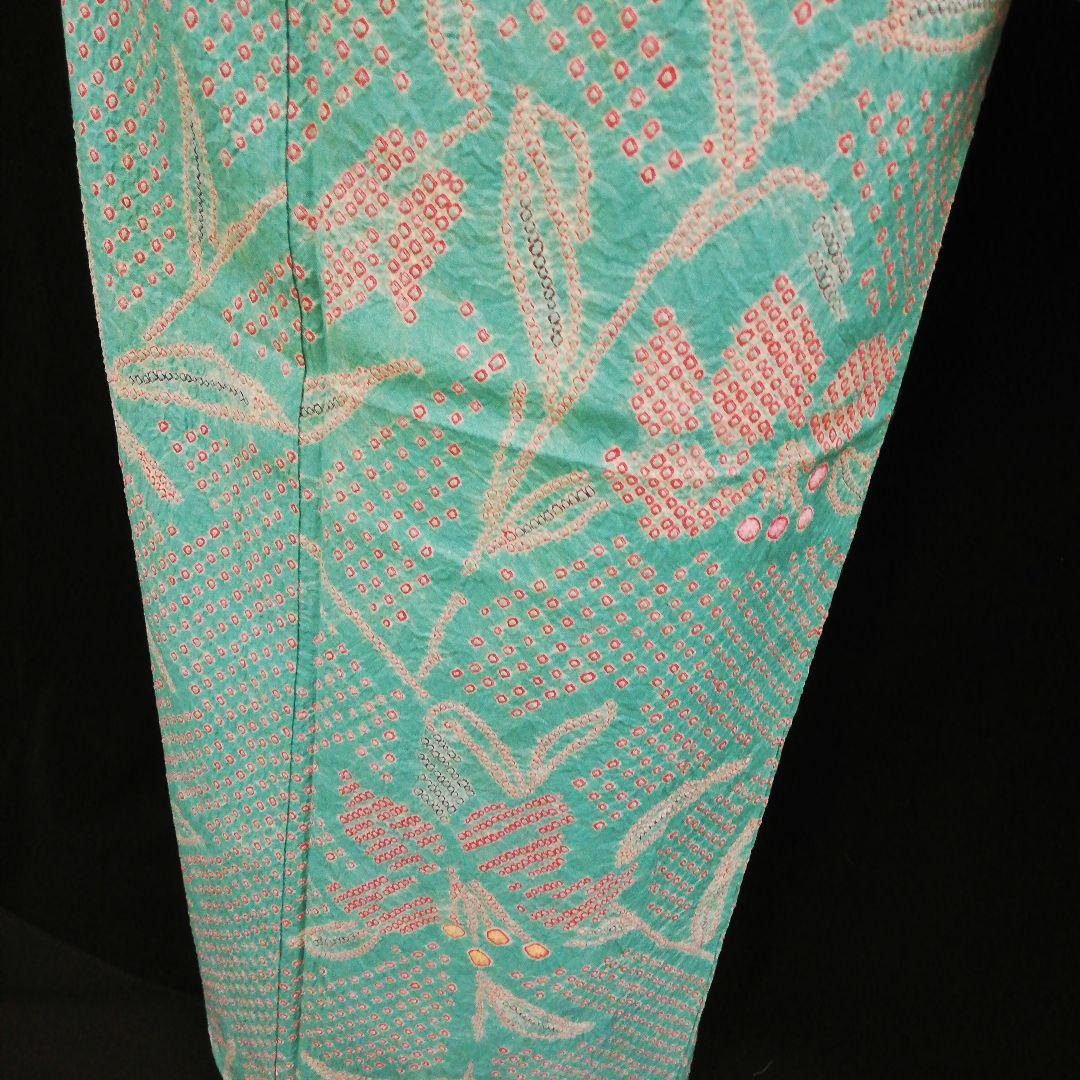 有松鳴海絞り浴衣　(ユリ紋様　未使用　裄たっぷり　翡翠色系)