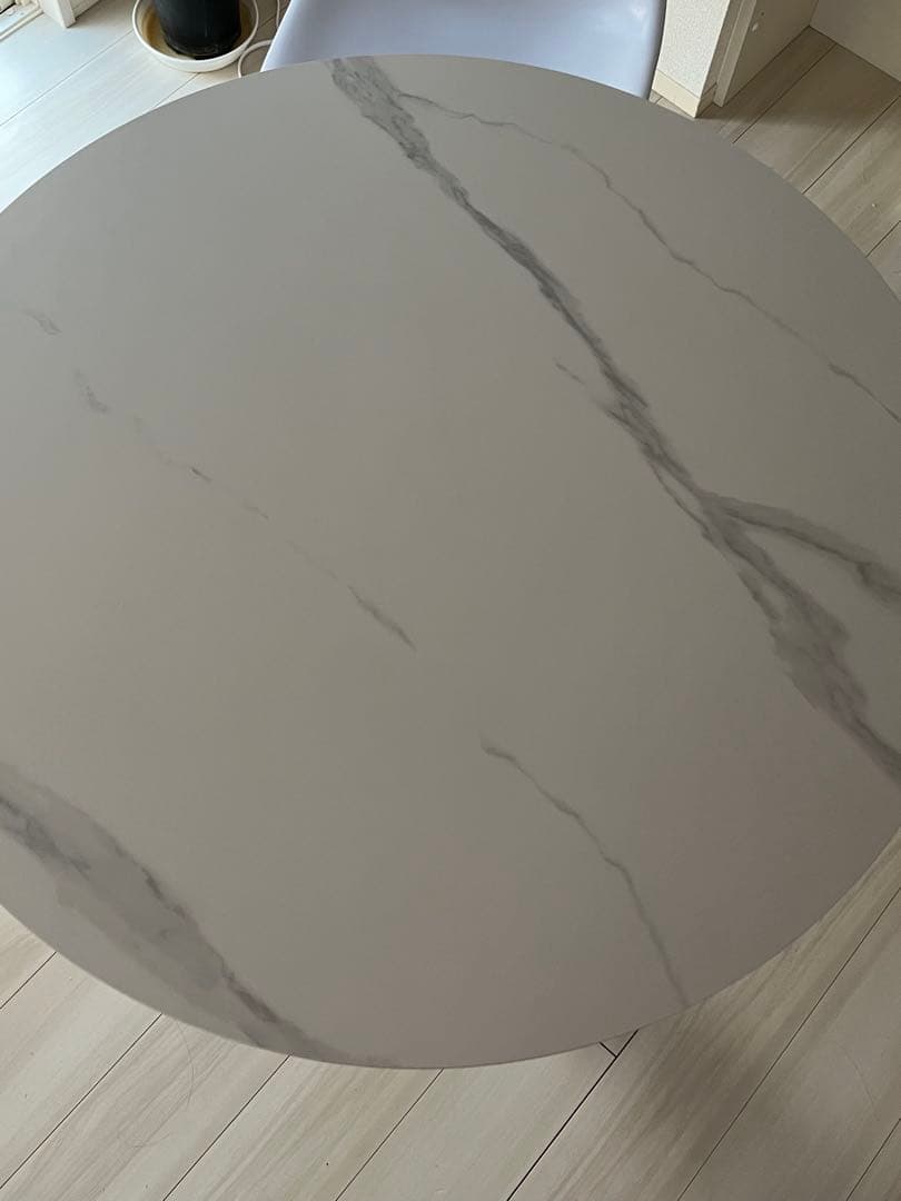 大理石風丸テーブル