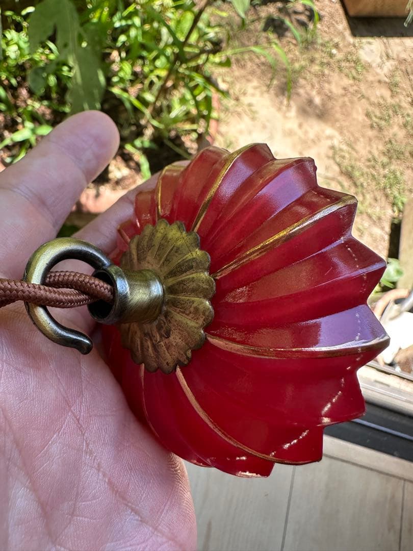 20s フランス アンティーク 希少なクランベリーガラスの螺旋模様アトリエランプ