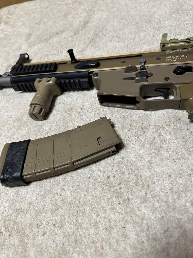 次世代電動ガン東京マルイ SCAR-L【FDE/タンカラー】