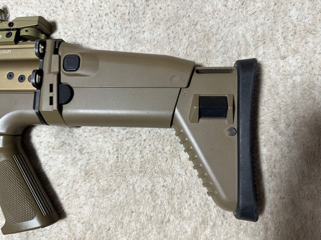 次世代電動ガン東京マルイ SCAR-L【FDE/タンカラー】