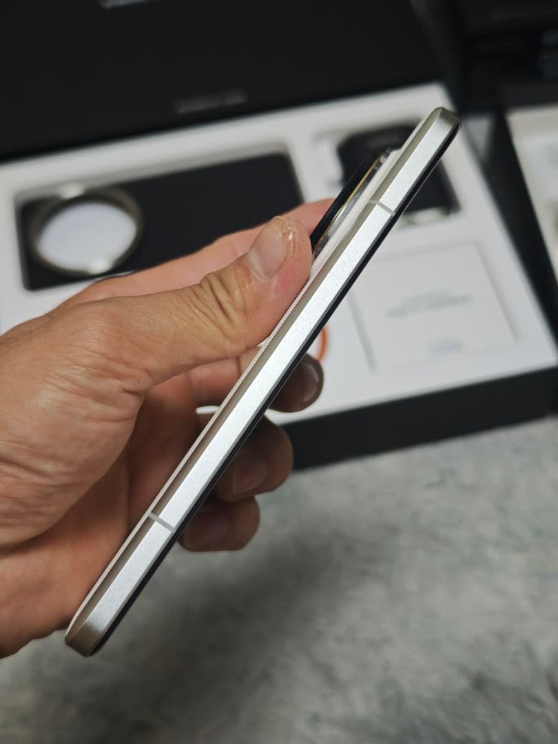 スマートフォン本体 Xiaomi 14 Ultra global + Photography Kit