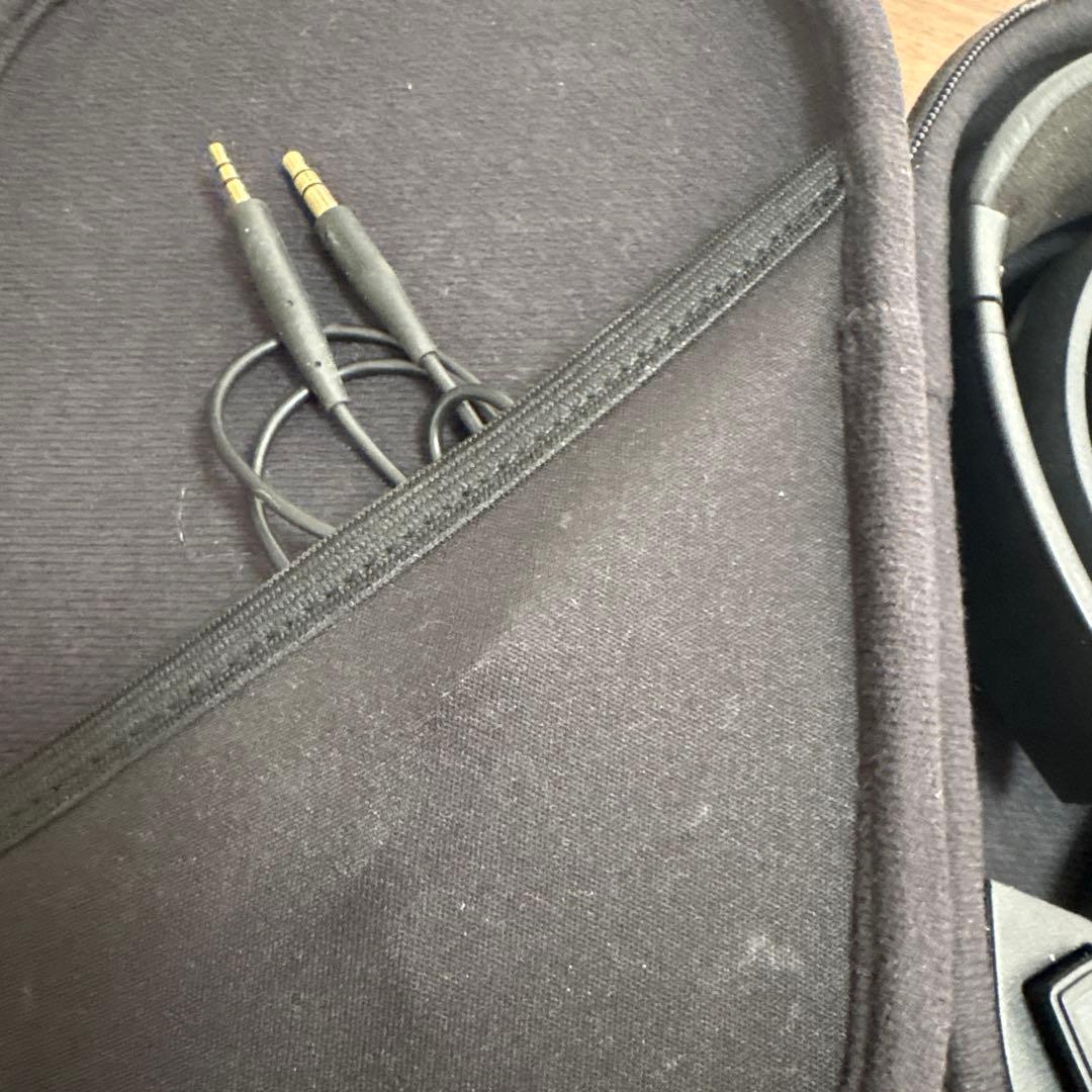 ワイヤレスヘッドホン　bose