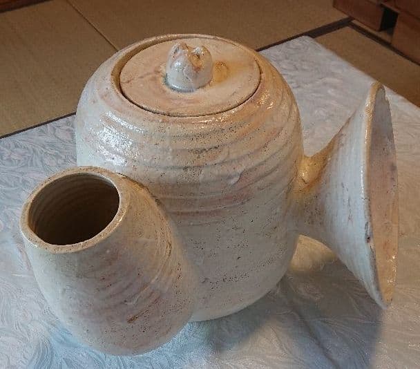 【特注品】志野焼 急須形置物 花瓶