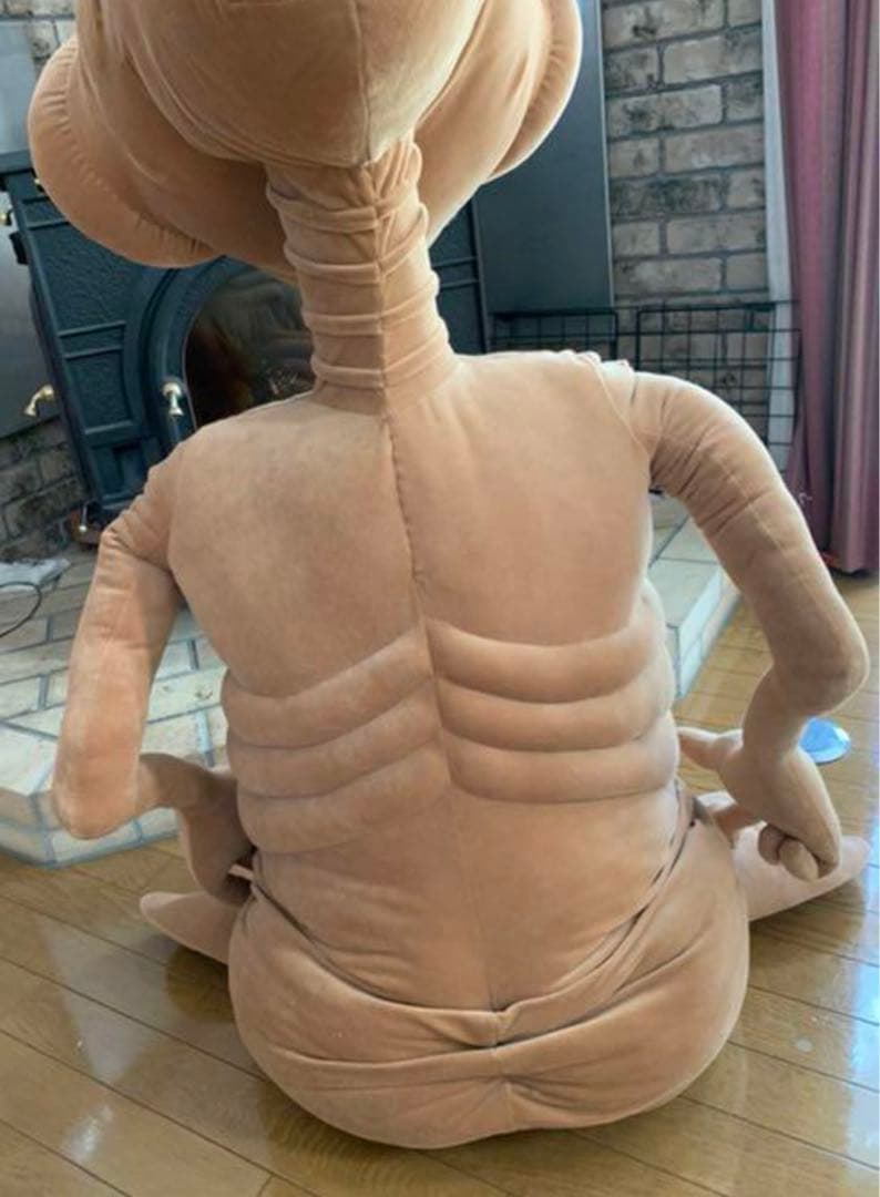 E.T. 42“ トイザらス限定　特大　ぬいぐるみ