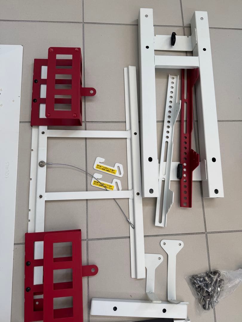 WALL V3 壁寄せテレビスタンド　テレビ台　ロータイプ テレビスタンド　白