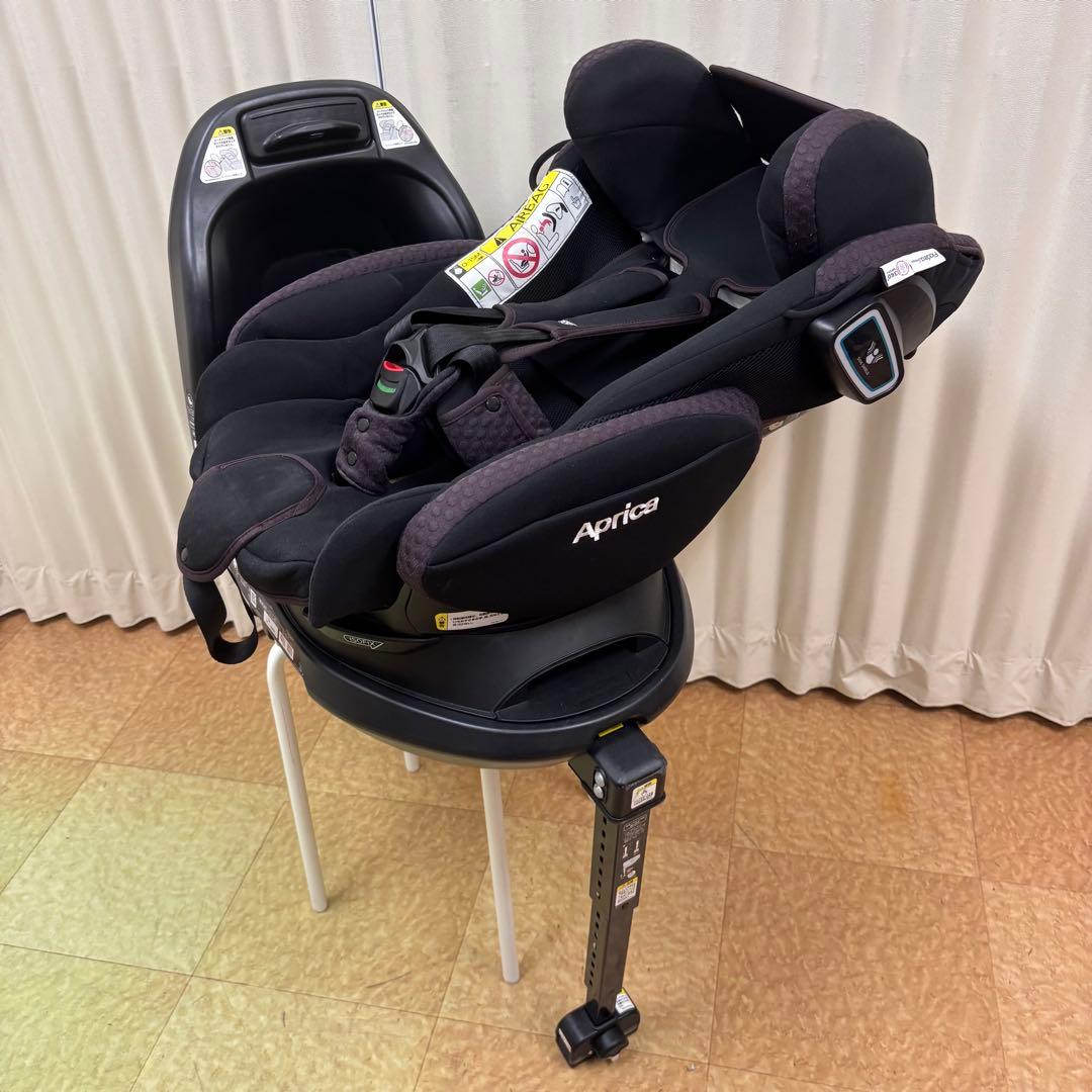 クリーニング済　☆綺麗☆　新生児OK　アップリカ　フラディアグロウ　ISOFIX