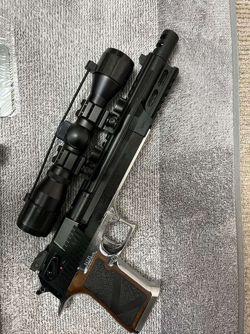 東京マルイ ライトニング ホーク .50AE 10インチ スコープ付