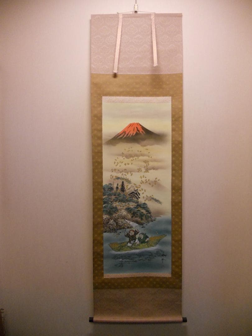 掛け軸 春峰 宝舟 恵比寿 大国 絹本 希少 軸装 茶道具 掛軸 美品 です。