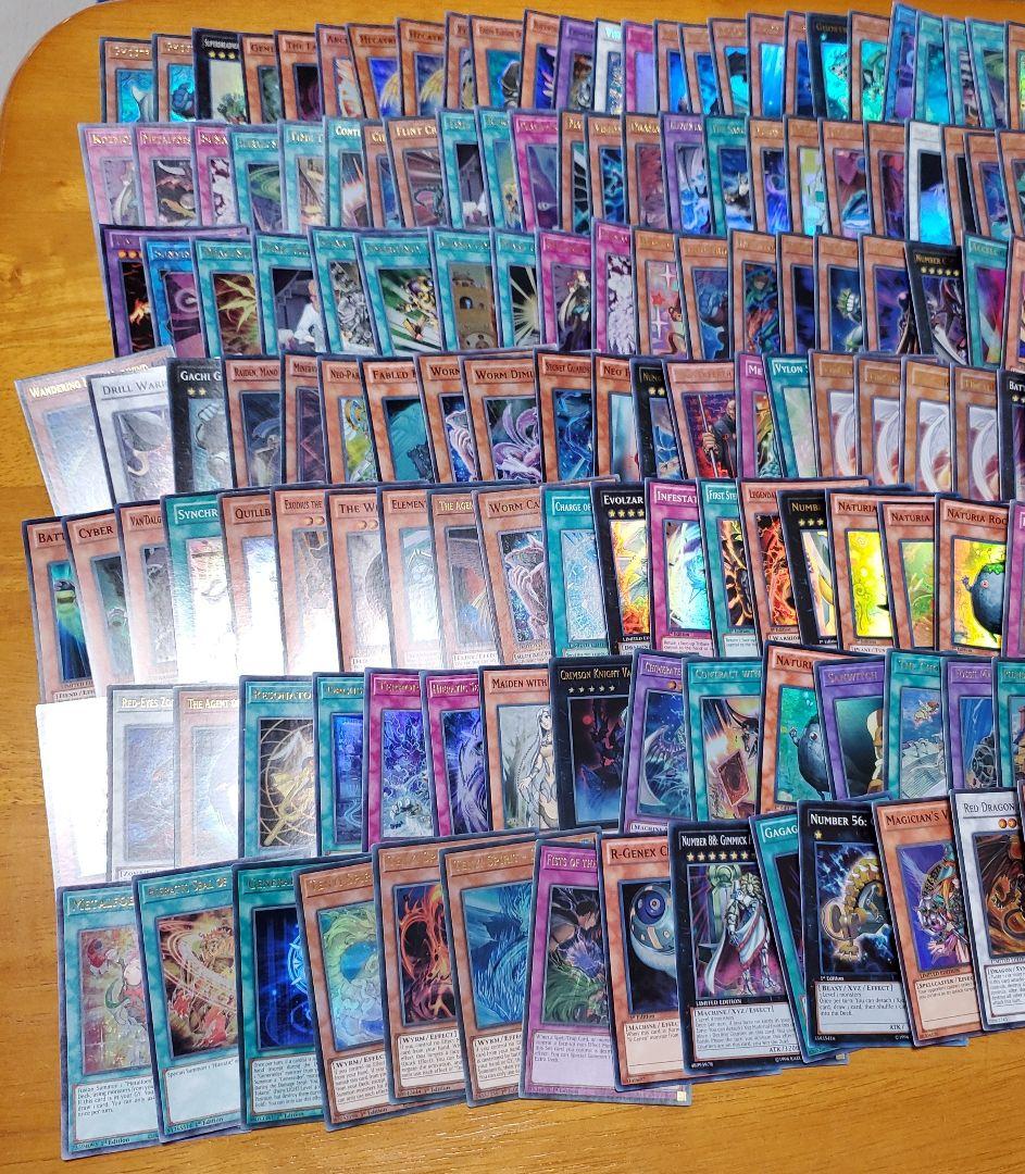 遊戯王　まとめ売り　英語版440枚以上セット　青眼の白龍他　廃盤希少品　売切終了