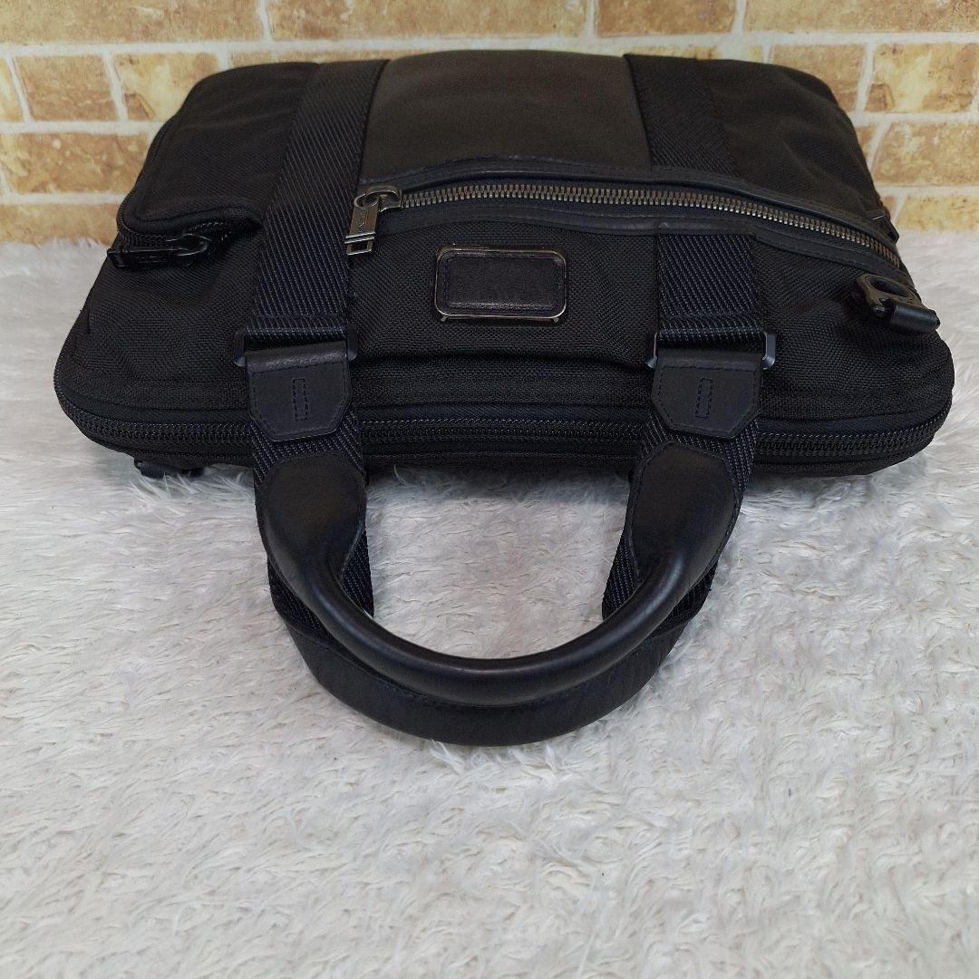 TUMI トゥミ　2WAY ブリーフケース　特殊ナイロン　レザー　A4 肩掛け