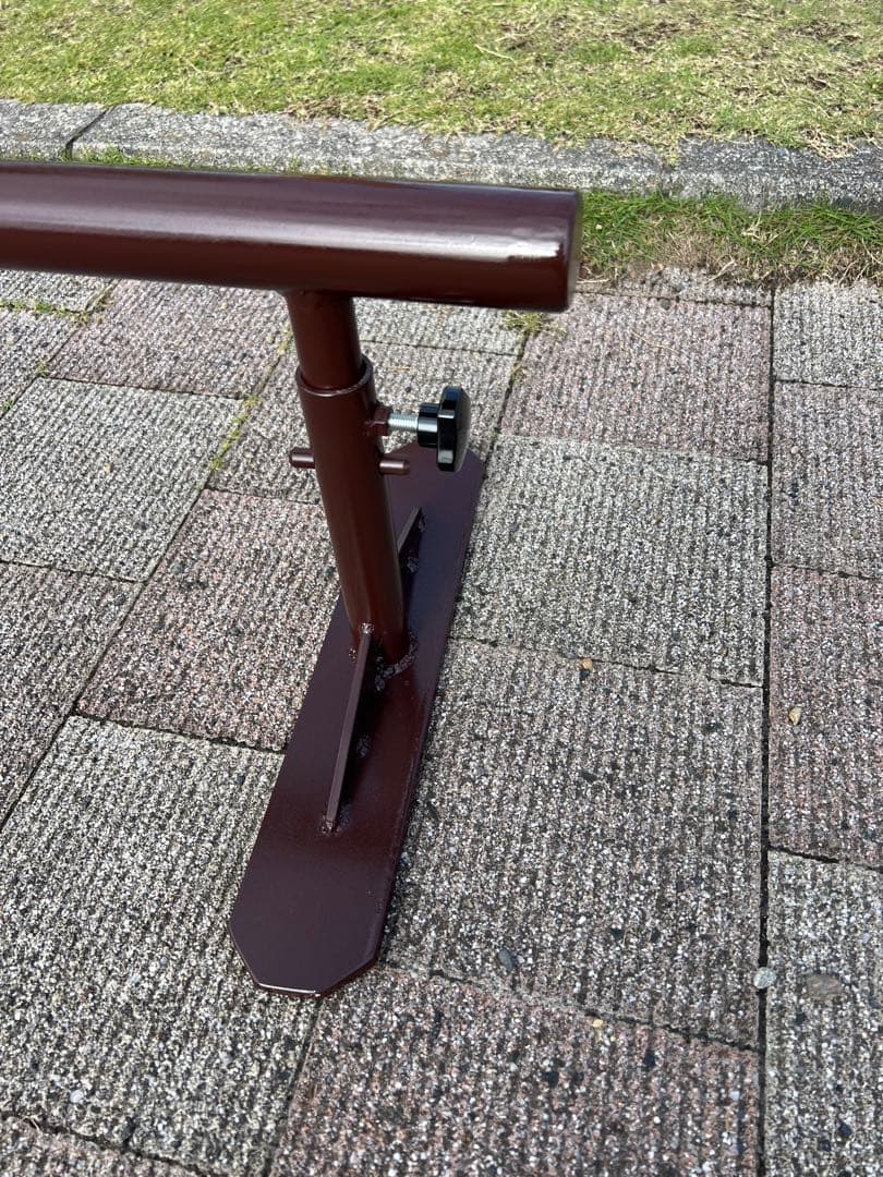 スケートボード用金属レール