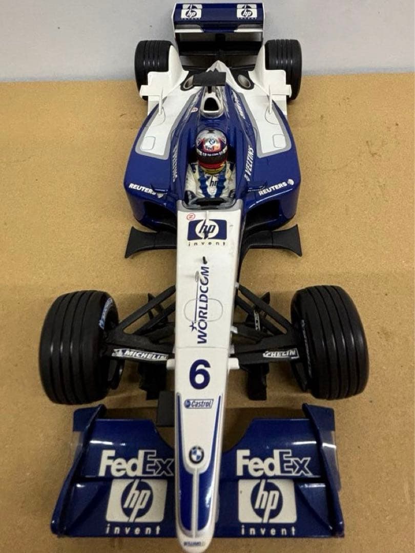 【ミニチャンプス　ウィリアムズ　BMW FW21 2002年1/18】