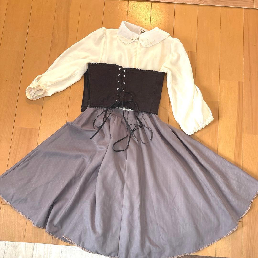 シークレットハニー　眠れる森の美女　ワンピース