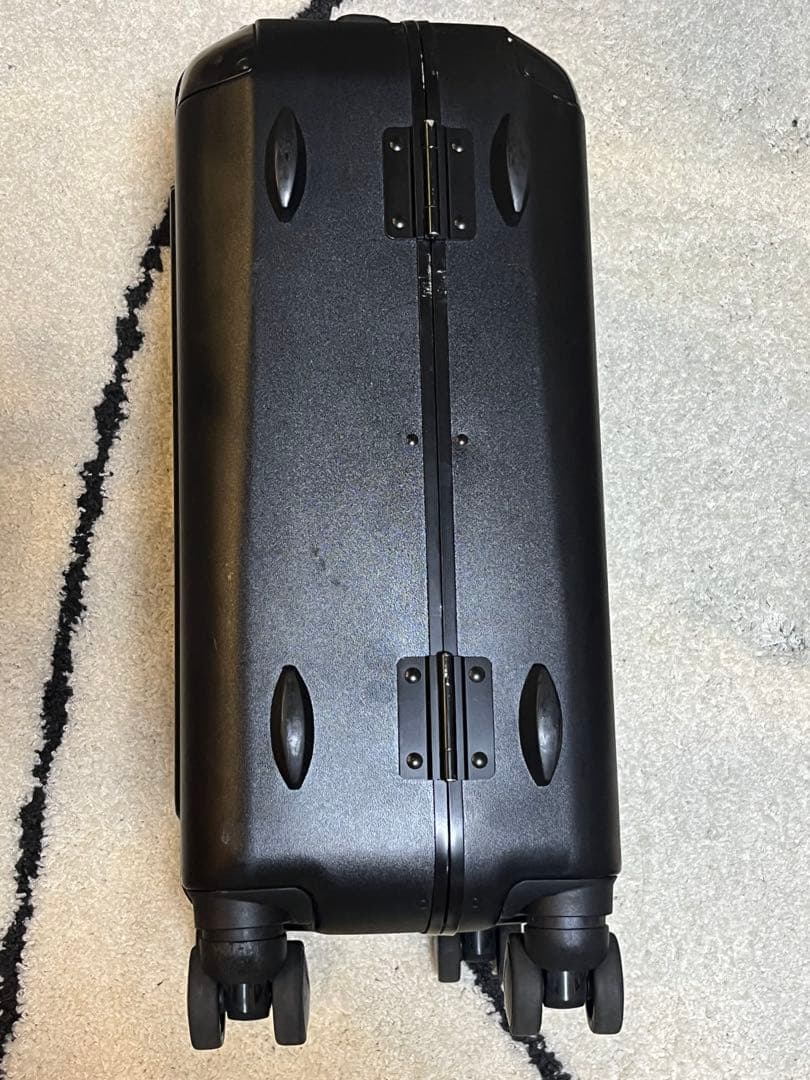 機内持ち込み可 スーツケース「SOLGAARD」ブラック